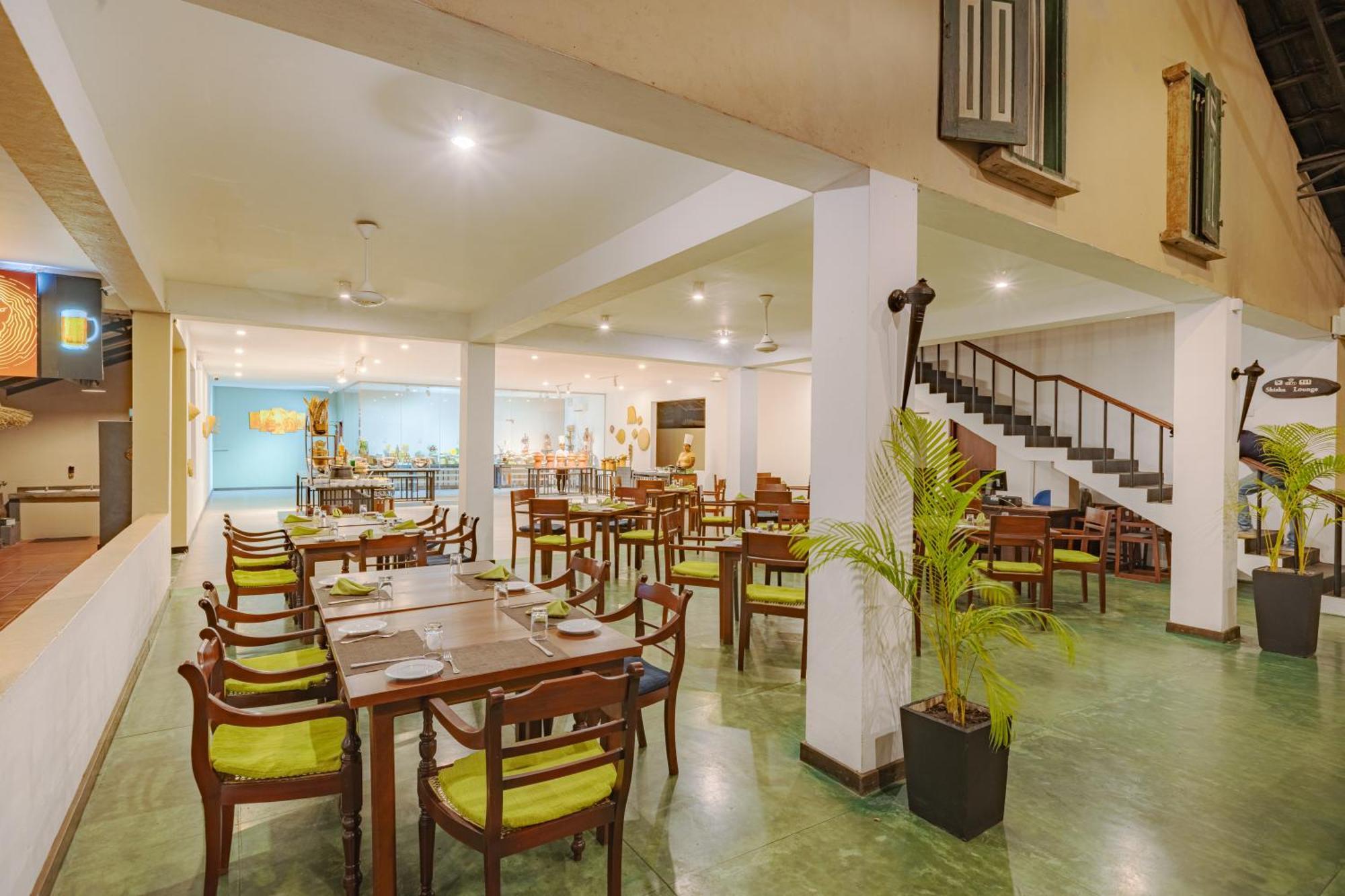 Kassapa Lions Rock Hotel Sigiriya Exterior photo